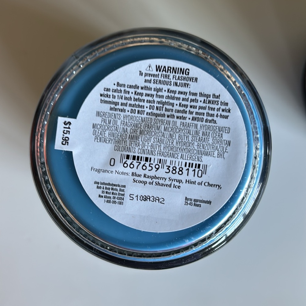 Blue Raspberry Snow Cone & Berry Waffle Cone Single Wick Bath & Body Works Set - Picture 3 of 4